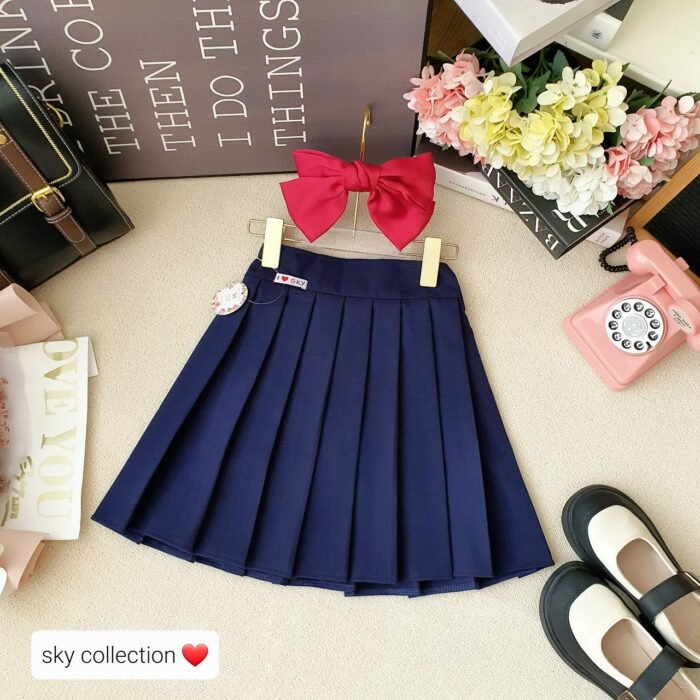 Chân váy xanh than xếp ly bản nhỏ - Ảnh 1